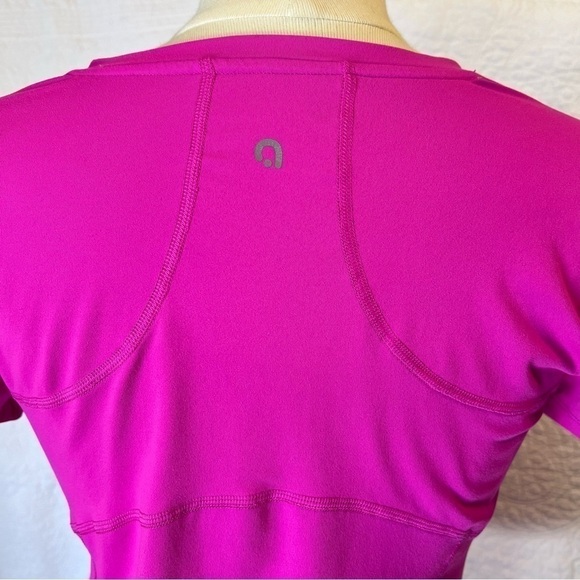Hyba Women's Workout V-Neck Pink Workout Top, Size Medium - Picture 2 of 11